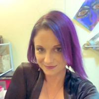 Laurasquirts y 39 i verjin amisn e