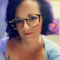 Laurasquirts y 39 i verjin amisn e