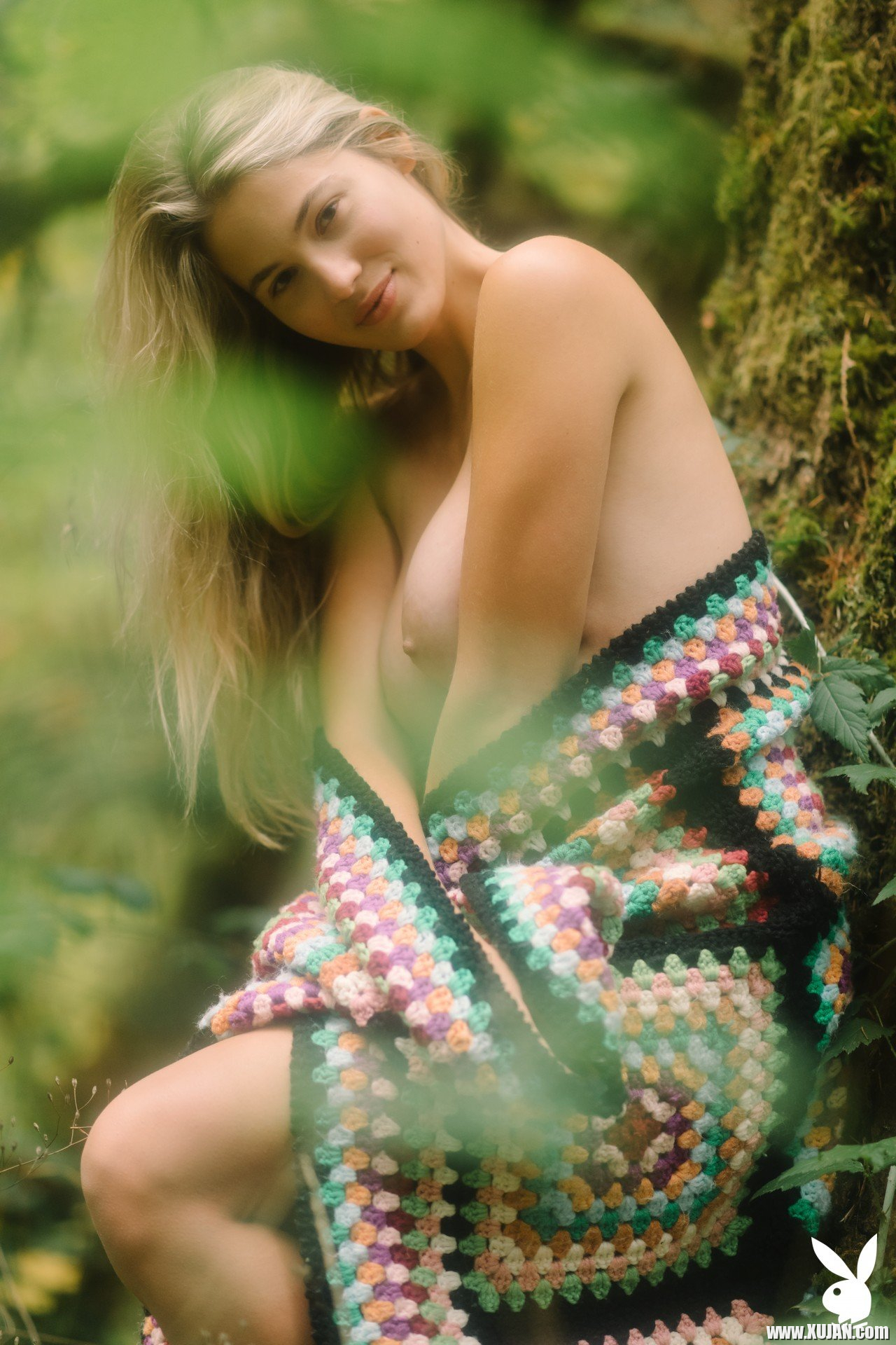 Megan Moore enjoys showing beautiful Body Outside - Photo #2984896