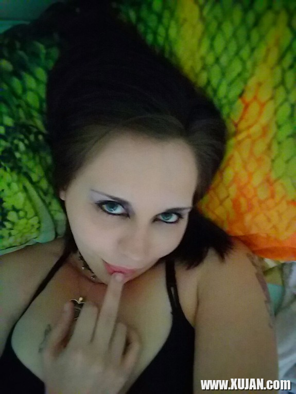 Horny Friday Night - Photo #2986171