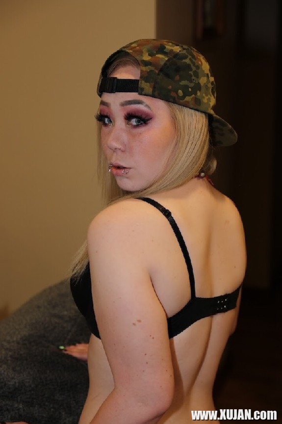 Skylar Jade Shoot - Photo #2990098