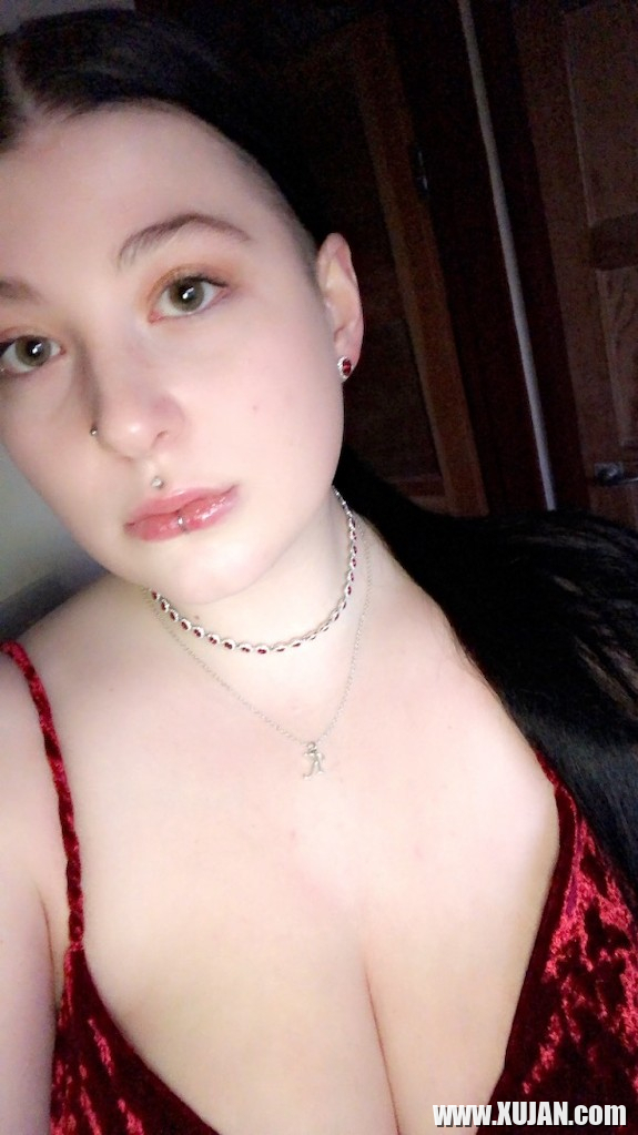 Fancy Bitch - Photo #2992329