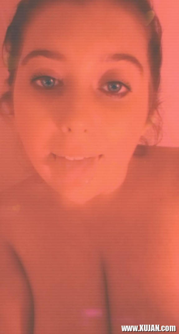 Bit Tittys - Photo #3000083