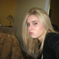 Blonde Babe n gnum e vorosh annkat dirqi