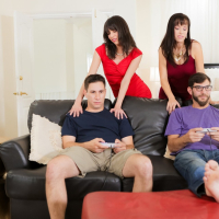Alana Cruise cheats boyfriend with shady neighbor