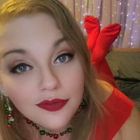 Sexy Blonde BBW n dzer Surb Tsnndyan nvern e vorypatatvats e luyserov