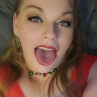 Sexy Blonde BBW n dzer Surb Tsnndyan nvern e vorypatatvats e luyserov