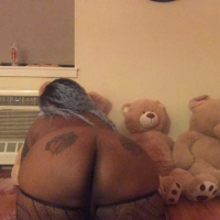 Hazelnutxxx y Freak Hoe e