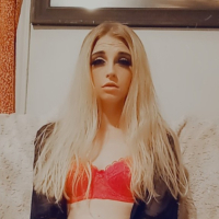 Gamer Girl Es statsel em HORGY AF minch aysor khaghal Xbox Live