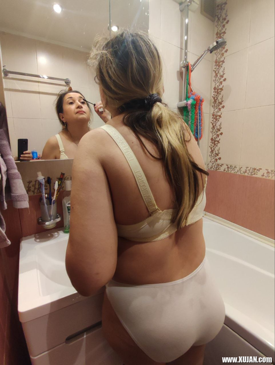 Wife - Photo #3024512