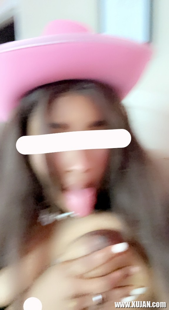 yeh - Photo #3025654