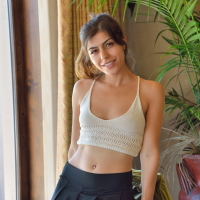 Cute Aubrey Star spreads her Twat and masturbates