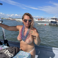Boat Mardi Gras