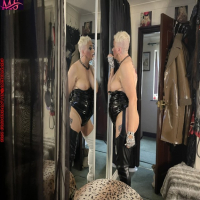 Shirley Slut 1706
