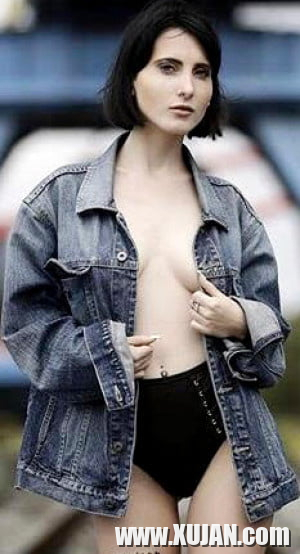 lia lou aka louise nesbit - Photo #3039011