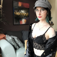 subtle private sexy Pics Lou NesbitLia Louise