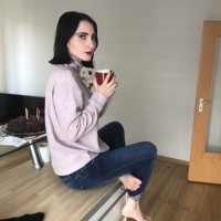 subtle private sexy Pics Lou NesbitLia Louise