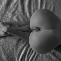 Eve bw um