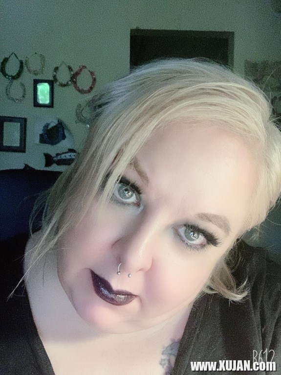 Selfie Me - Photo #3043417