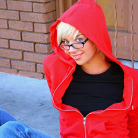 Trashy teen Emma Mae pulls down jeans and flashes in the street
