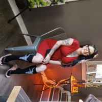 Linelov Tattoo Shop Slut