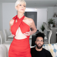Gorgeous Foxxxy Darlin sucking James Angels hard cock before riding it