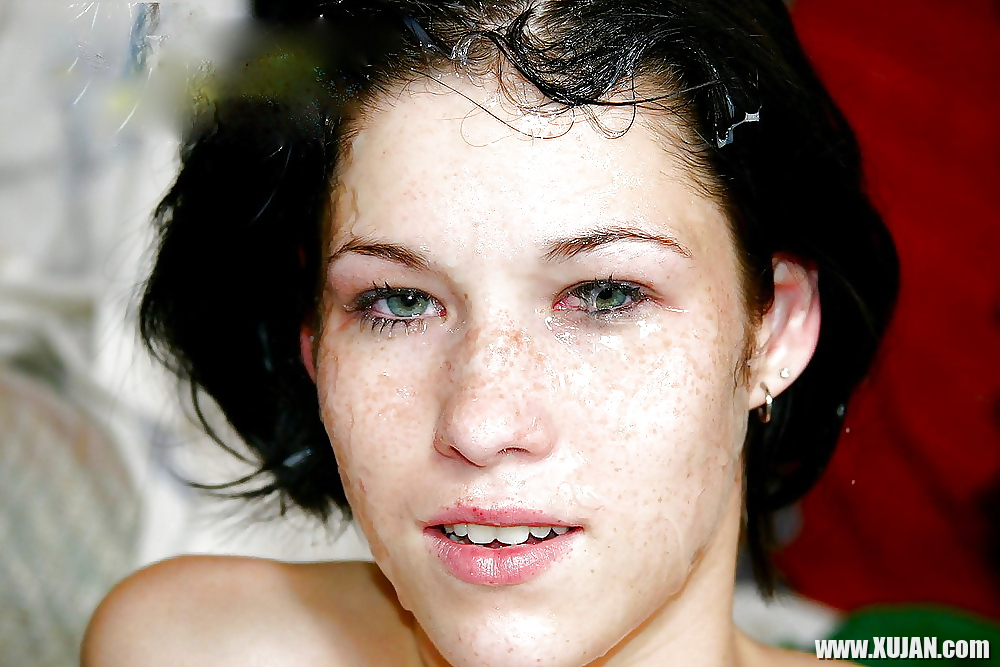 Teen Allie Sin is Wet - Photo #3061777