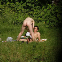 Tperi mej nudistakan sery ynkel e taqnvats tesakhtsiki mej