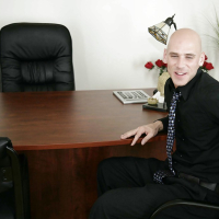 Big titted babe Memphis Monroe gets into the best office for sex