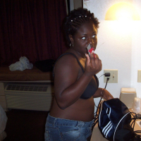 Chubby Black Babe y lizum e ir mets krtsqery