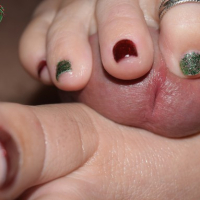 Luv4feet Xmas kanach ev karmir paylov otnahetq