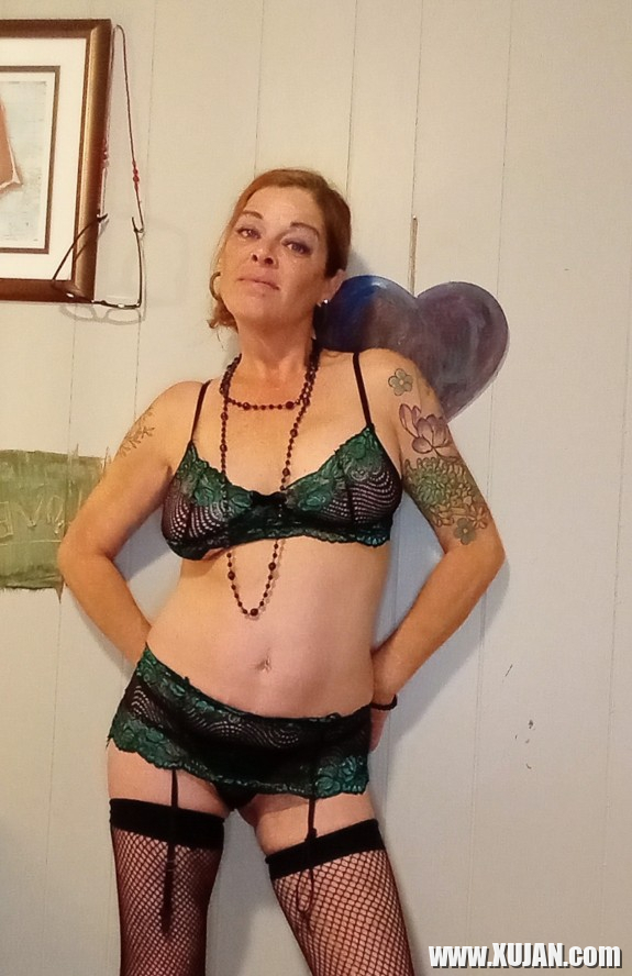 Hot Milf y sirum e zgal seqsual ev khaghal ir Kitty i het - Photo #3081582