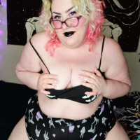 Chubby Goth Girl in pjs