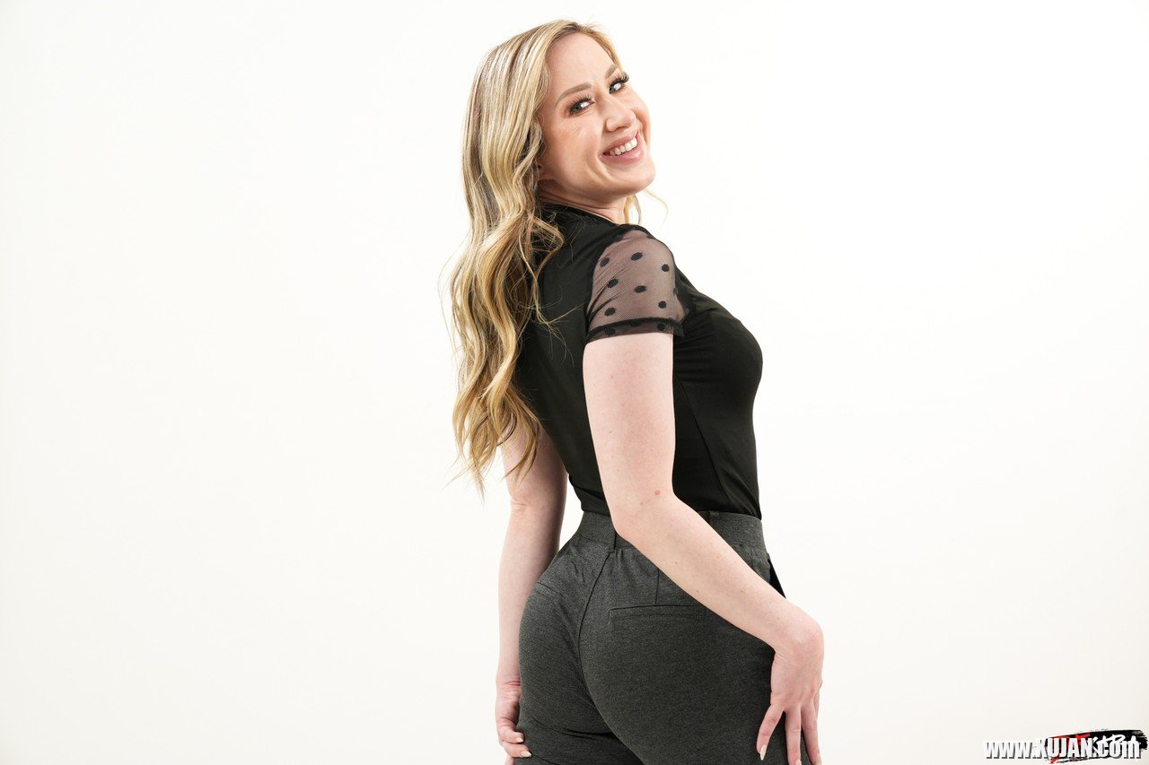 Rough interracial dicking with blonde Alaina Taylor and Eddie Jaye - Photo #3094183