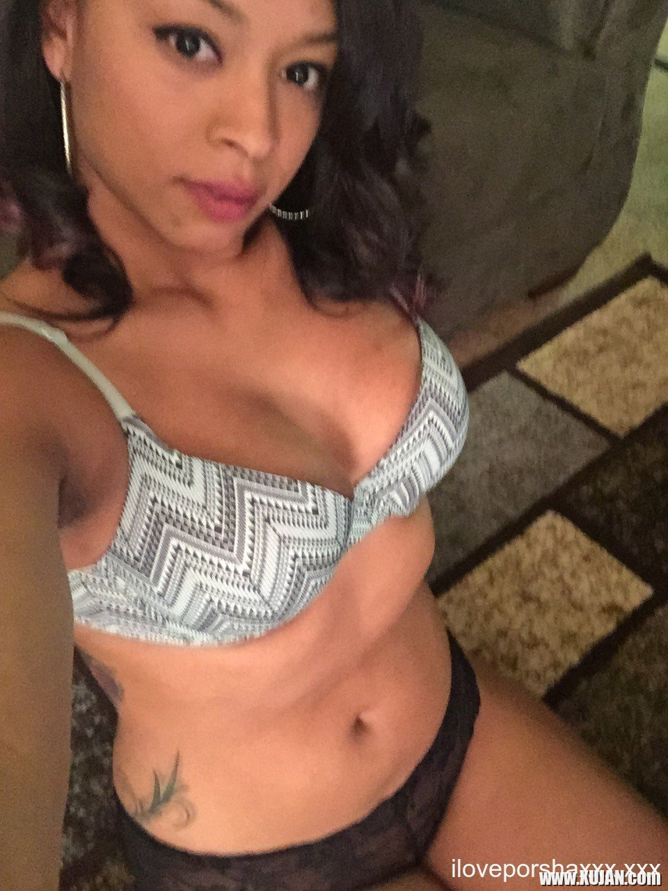 Horny Porsha Carrera gets her pussy drilled with a BBC on the couch - Photo #3095132