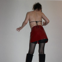 Hotwife striptiz