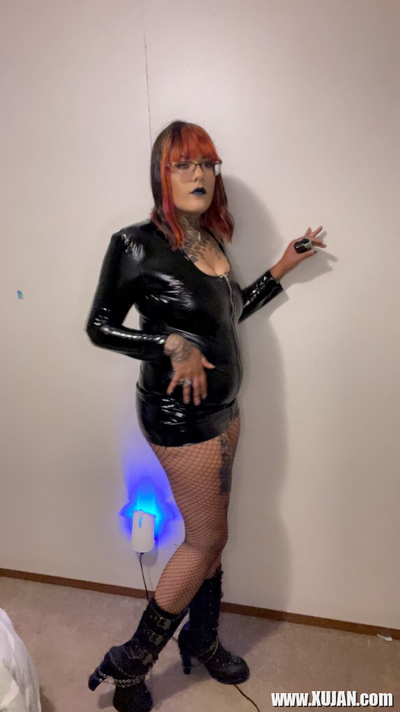 Dominatrix Outfits - Photo #3098070