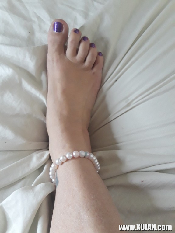 Ester Binnoy - Photo #3101995