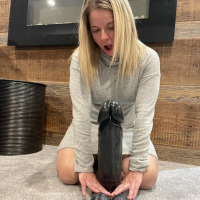 Hiasqanch shek uzh ynddem zangvatsi 18 dildo