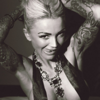 Blonde chick Kayla Green puts her amazing body on display