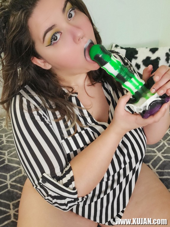 Beetlejuice Cosplay - Photo #3108152