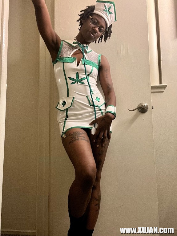 Ebony Medical pucy Detox Nurse - Photo #3108521