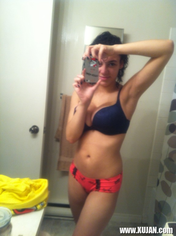 Tease Deniation - Photo #3113077