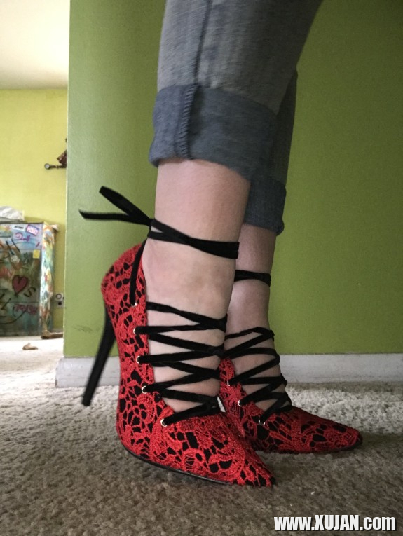 Footshoe Fetish - Photo #3117433