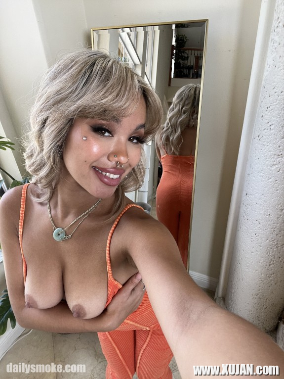 Luna Luxes Lovely Titties Seefighte Seefrem - Photo #3117816