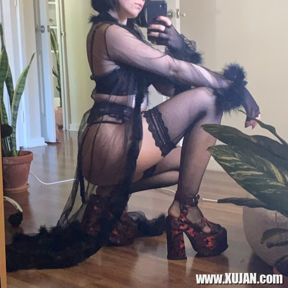 Fuck Irsquom Hot - Photo #3118735
