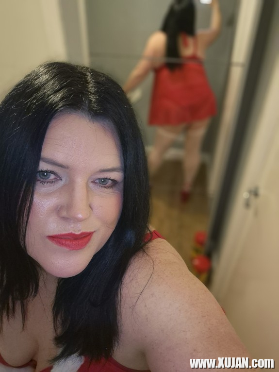Santas Slut - Photo #3127153