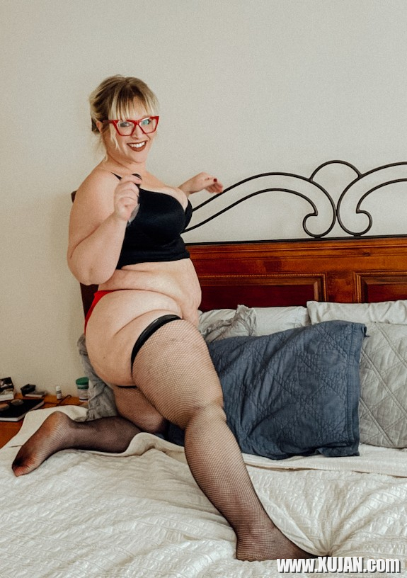 BBW azdr bardzratsum Red Panties Fat Arms Armpit - Photo #3129040