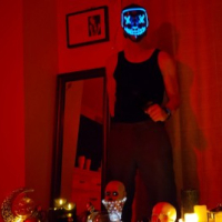 Baner voronq petq e linen