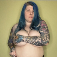 Buxom gusher